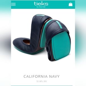 EUC Navy leather foldable Tieks - Size 9